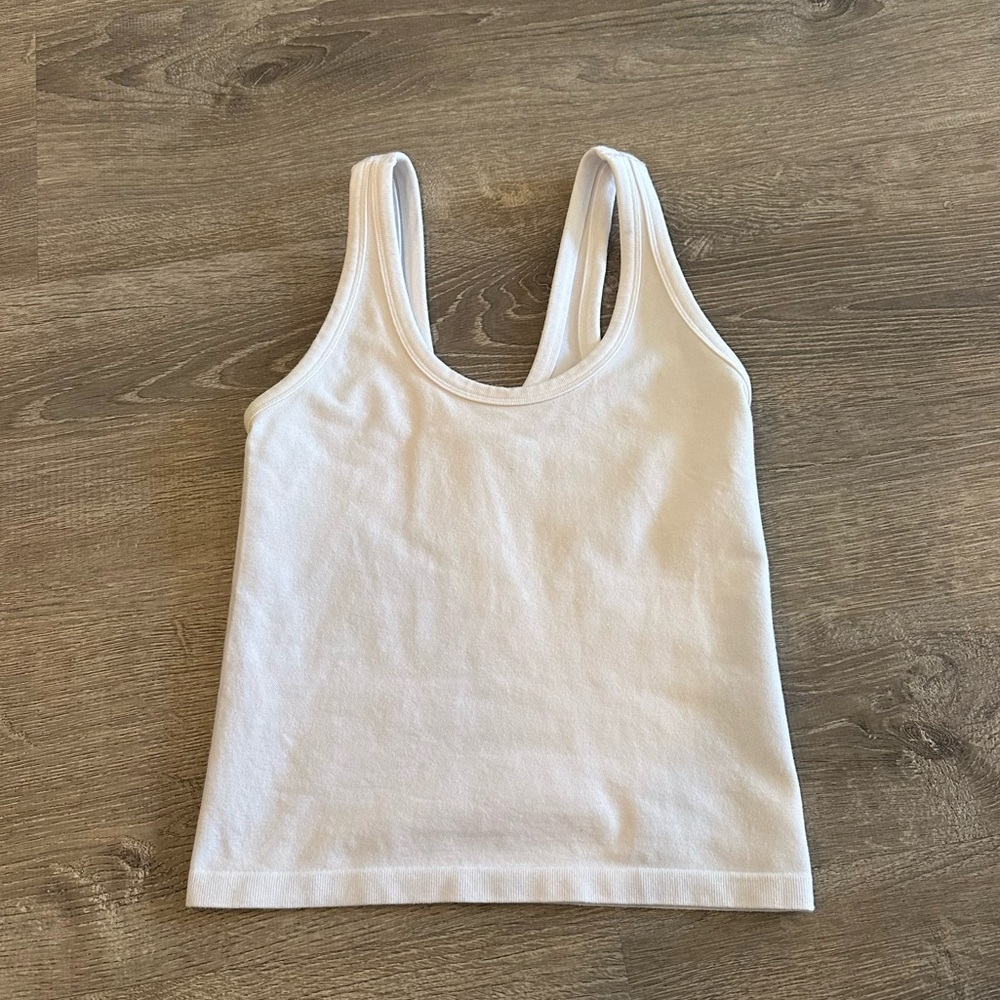 Alo white cotton tank tops size xsmall